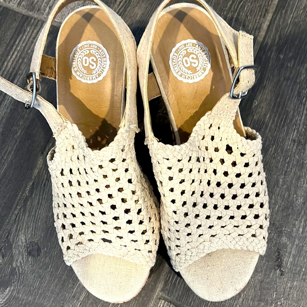 Size 7  So Perch Natural Sandal with cork bottom
